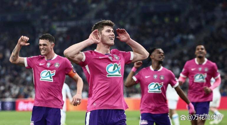 风云突变！金州勇士今晚单刀错失，荷甲版图或变，赛场秩序良好，纪律约束更严格的简单介绍-kaiyun体育